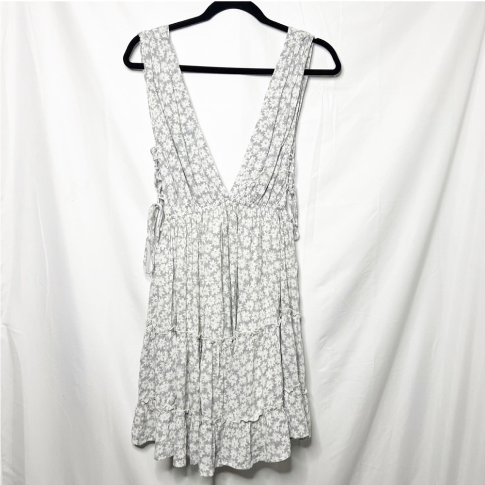 NEW with tags Cotton Candy LA Floral Lace Side Plunge Neckline Dress